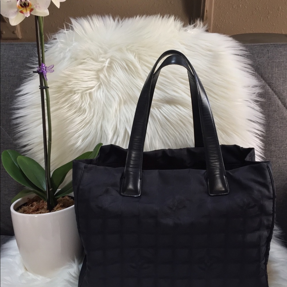 Chanel black tote